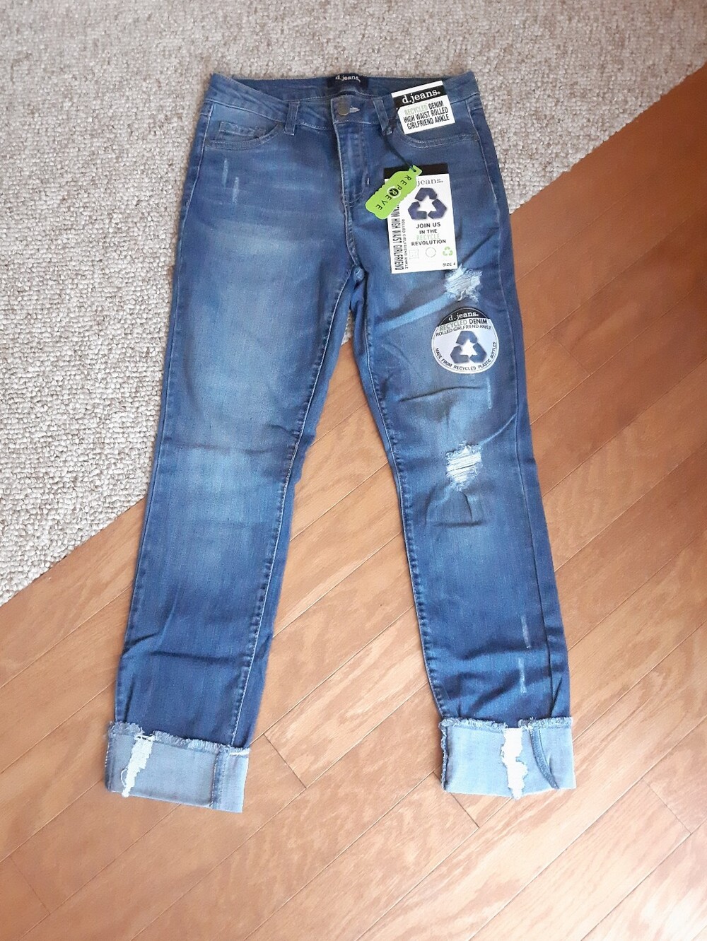 NWT d.jeans High Waist Rolled Girlfriend Ankle Jeans size 4